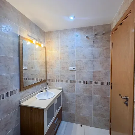 Puerta Al Mar * أوروبيسا ذيل مار